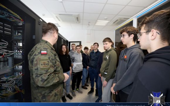 Wizyta klasy „Cyber” w RCI Kraków