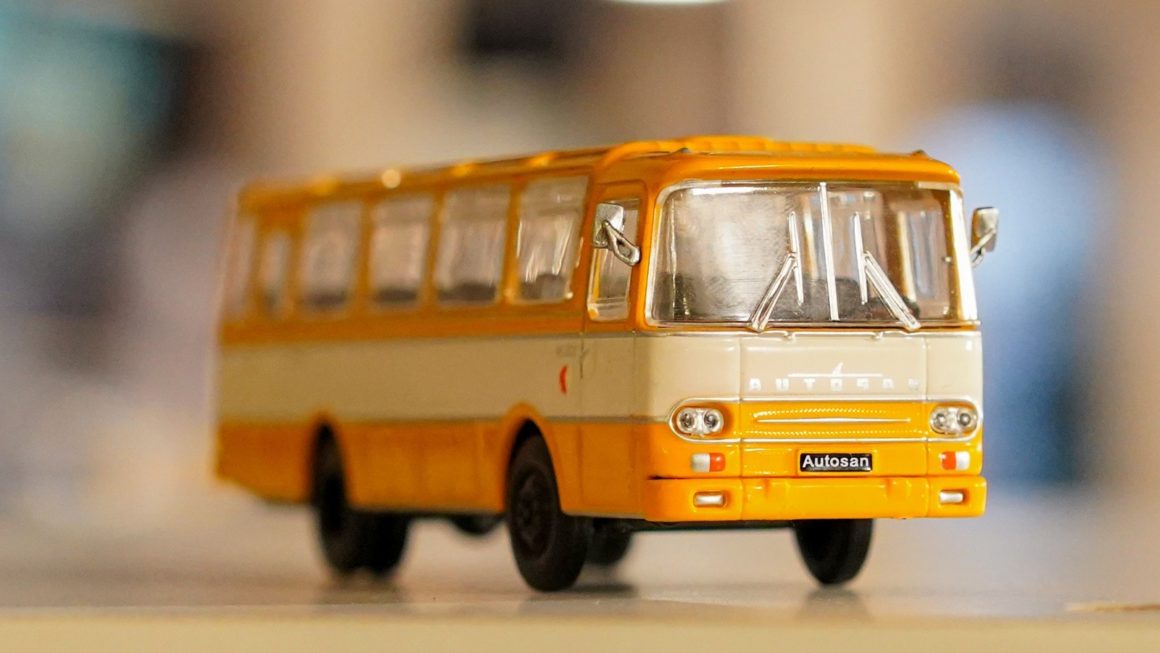 Wystawa miniatur – Autobusy