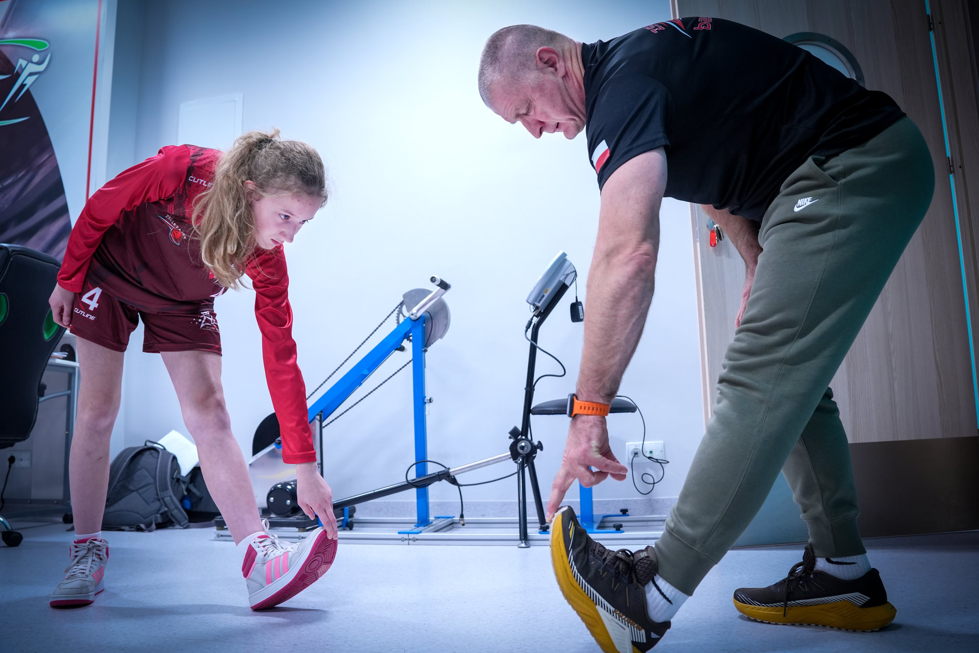 Badanie kondycyjne koszykarek na UR